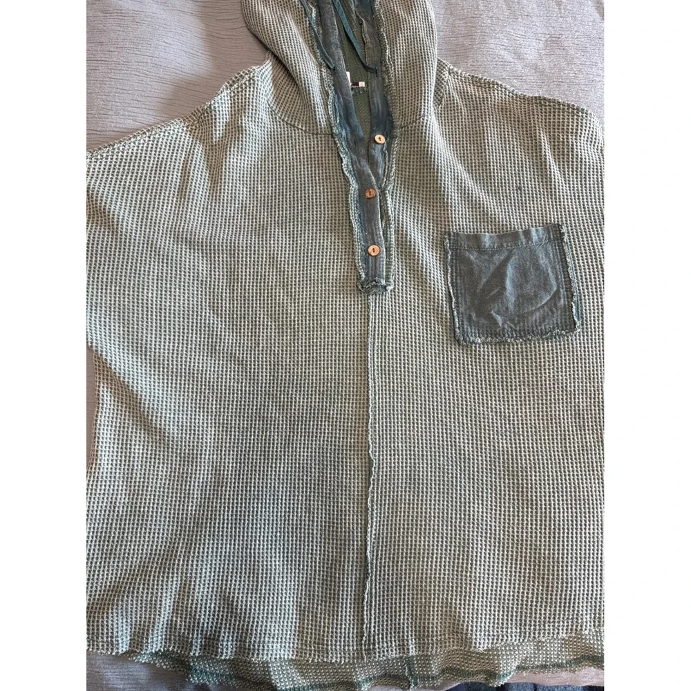 Womens Sage Green Beachy Lightweight Waffle Knit Henley Hoodie Indie Oversized - Picture 11 of 12